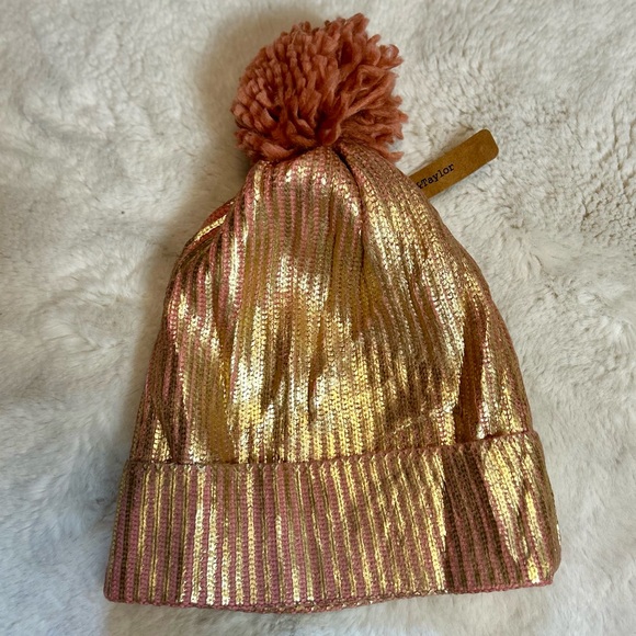 NWT Gold Painted Pink Toque with Pom Pom - Picture 2 of 9